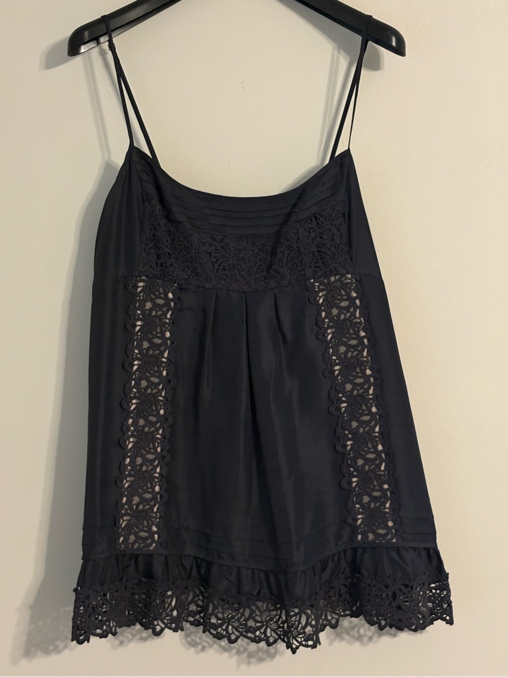 BCBGMaxAzria Women’s Black Lace-Detail Camisole - Size Medium